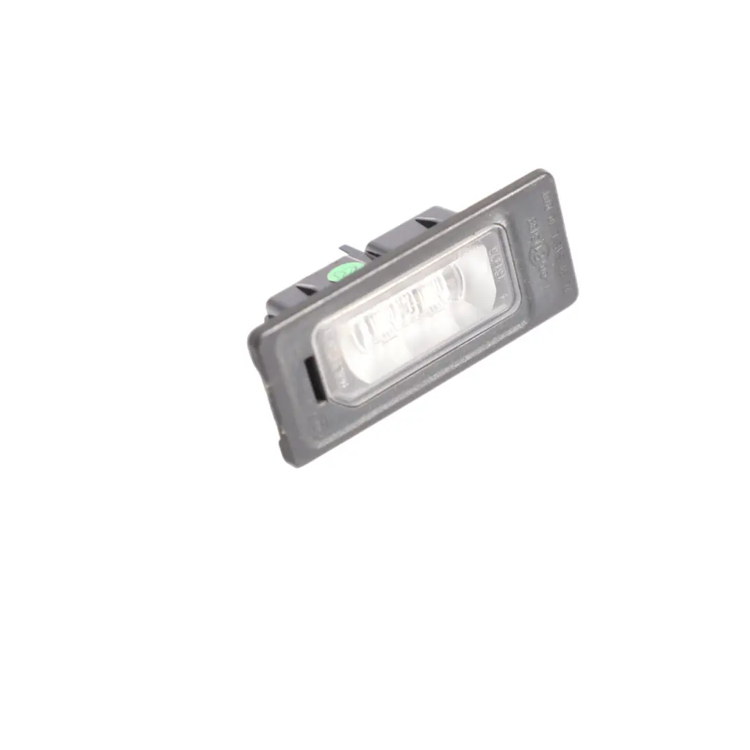 Luce LED Targa Posteriore Portellone per Audi A3 8V A1 8X A7 4G con numero di parte 4C0943021 Audi A3 8V A1 8X A7 4G Luce LED Targa Posteriore Portellone - SKU 4C0943021 - Numero di parte 4C0943021