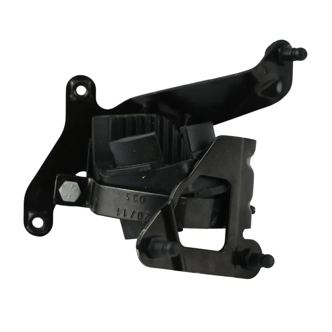 Water Coolant Pump Mount Bracket Holder 3.0 TDI to Audi A6 C7 A7 4G with Part number 4G0820195D Audi A6 C7 A7 4G Water Coolant Pump Mount Bracket Holder 3.0 TDI - SKU 4G0820195D - Part number 4G0820195D