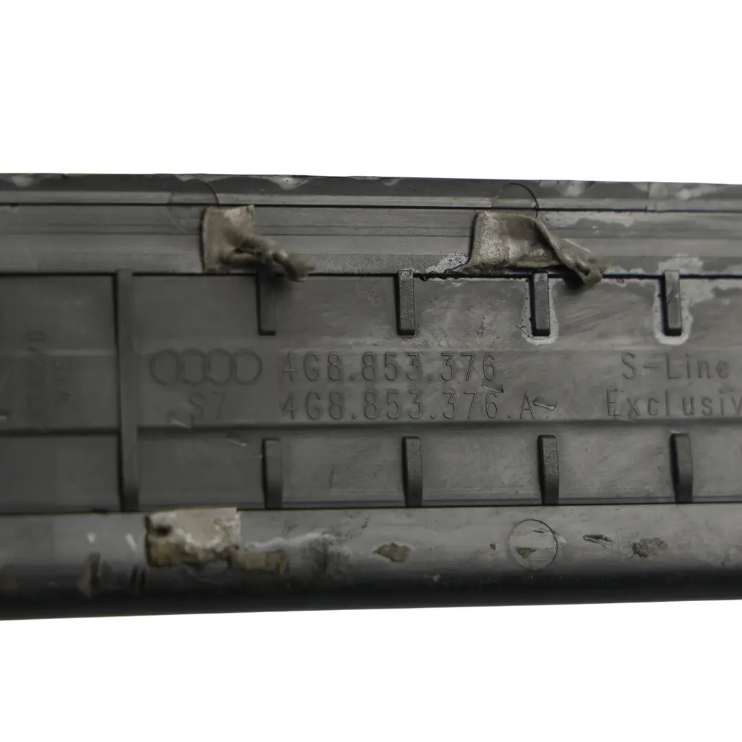 Moldura Tira Umbral Trasero S-Line Derecho para Audi A7 4G con número de pieza 4G8853376B Audi A7 4G Moldura Tira Umbral Trasero S-Line Derecho - SKU 4G8853376B - Número de pieza 4G8853376B