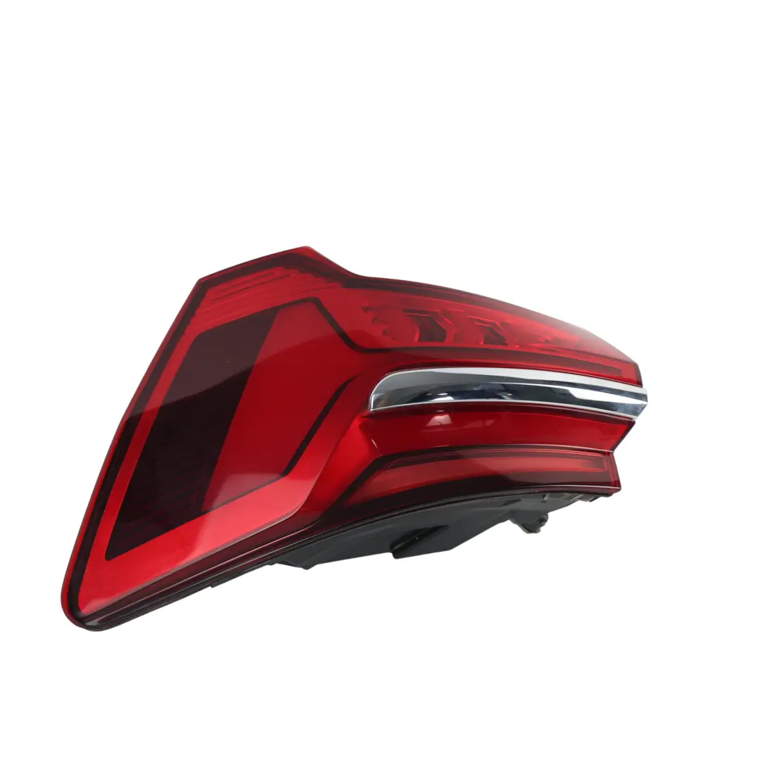 Lampa Tylna Błotnik LED Prawa do Audi A6 C8 Avant o numerze 4K5945092 Audi A6 C8 Avant Lampa Tylna Błotnik LED Prawa - SKU 4K5945092-2 - Numer Części 4K5945092