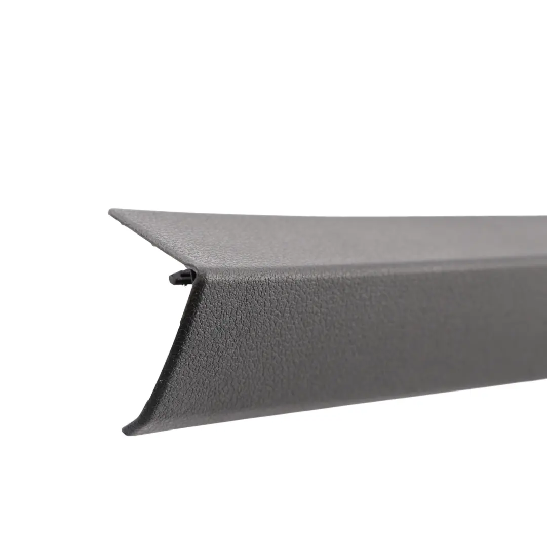 Boot Trunk Lid Tailgate Centre Upper Cover Trim Black to Audi Q7 4L Rear with Part number 4L0867606 Audi Q7 4L Rear Boot Trunk Lid Tailgate Centre Upper Cover Trim Black - SKU 4L0867606 - Part number 4L0867606