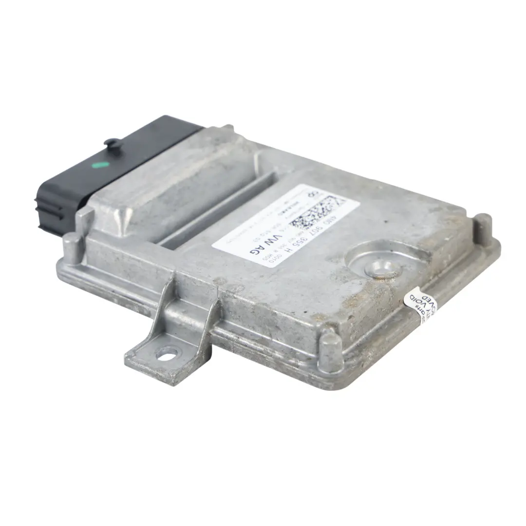 AdBlue SCR Control Unit Module 2.0 TDI to Audi A4 B9 A5 F5 with Part number 4M0907355H Audi A4 B9 A5 F5 AdBlue SCR Control Unit Module 2.0 TDI - SKU 4M0907355H - Part number 4M0907355H