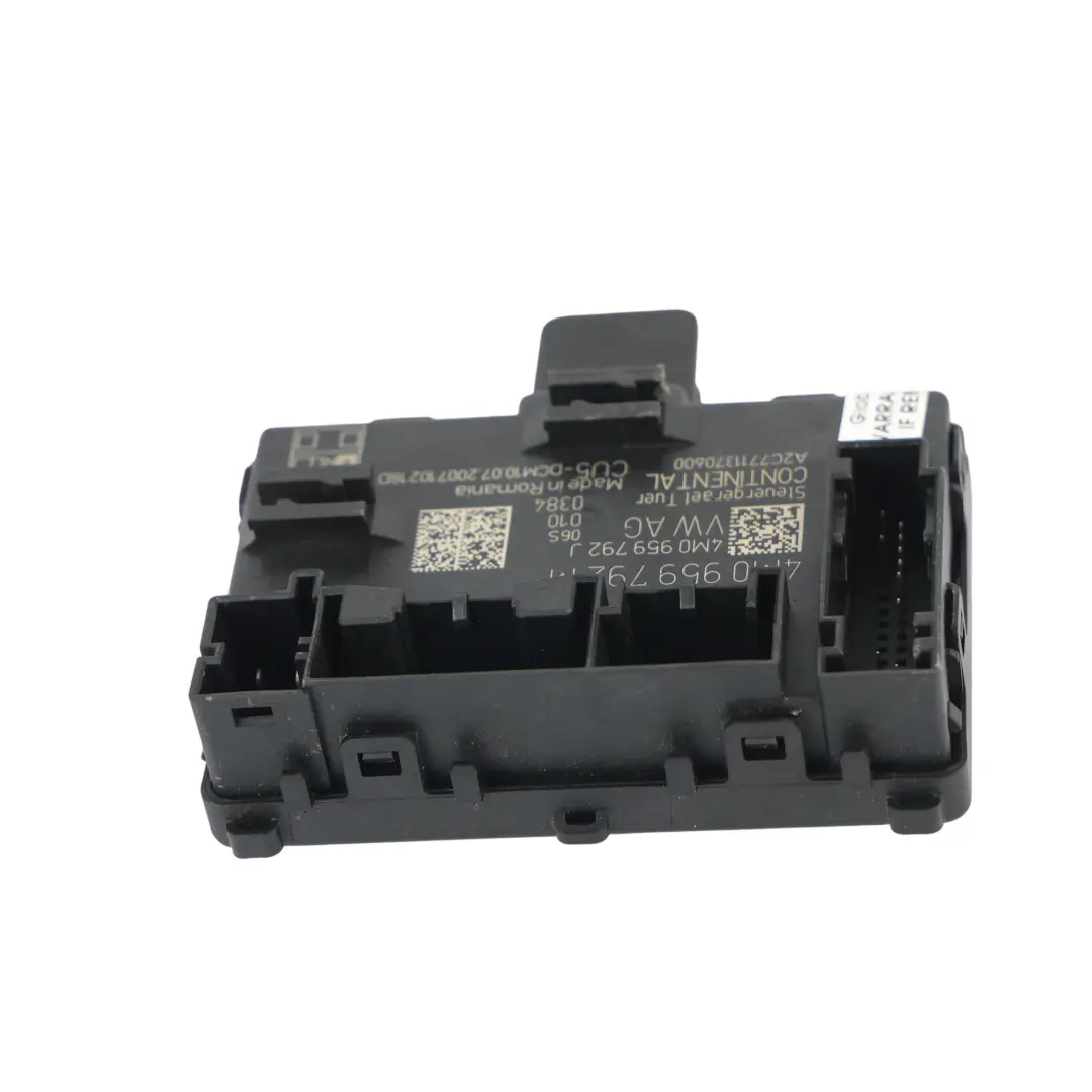 Moduł Sterownik Drzwi Przedni Prawy do Audi S5 F5 o numerze 4M0959792M Audi S5 F5 Moduł Sterownik Drzwi Przedni Prawy - SKU 4M0959792M - Numer Części 4M0959792M