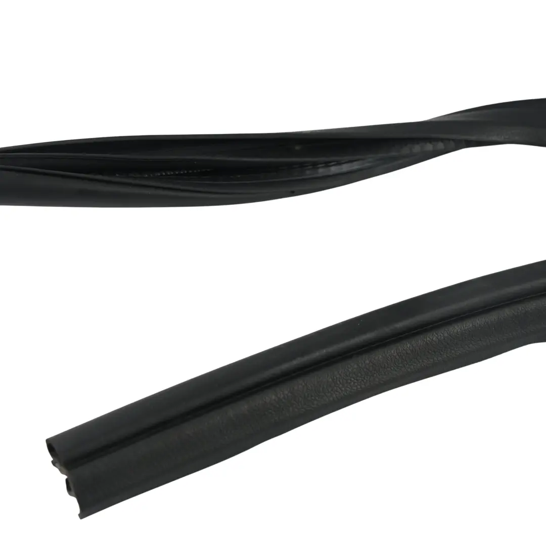 MK3 Joint Panneau Avant Caoutchouc 4M51-16D610-AB pour Ford Focus ST à propos du numéro de pièce 4M5116D610AB Ford Focus ST MK3 Joint Panneau Avant Caoutchouc 4M51-16D610-AB - SKU 4M5116D610AB - Numéro de pièce 4M5116D610AB