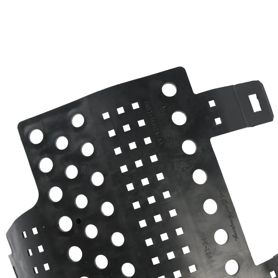 Mk2 C-Max Body Control Module Fuse Box Bracket Holder to Ford Focus with Part number 4M5T-14A124-AA Ford Focus Mk2 C-Max Body Control Module Fuse Box Bracket Holder - SKU 4M5T-14A124-AA - Part number 4M5T-14A124-AA