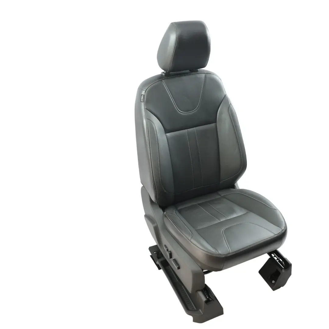 C520 Przedni Prawy Fotel Elektryczny Skórzany Torino Czarny do Ford Kuga o numerze 5239150 Ford Kuga C520 Przedni Prawy Fotel Elektryczny Skórzany Torino Czarny - SKU 5239150-1 - Numer Części 5239150