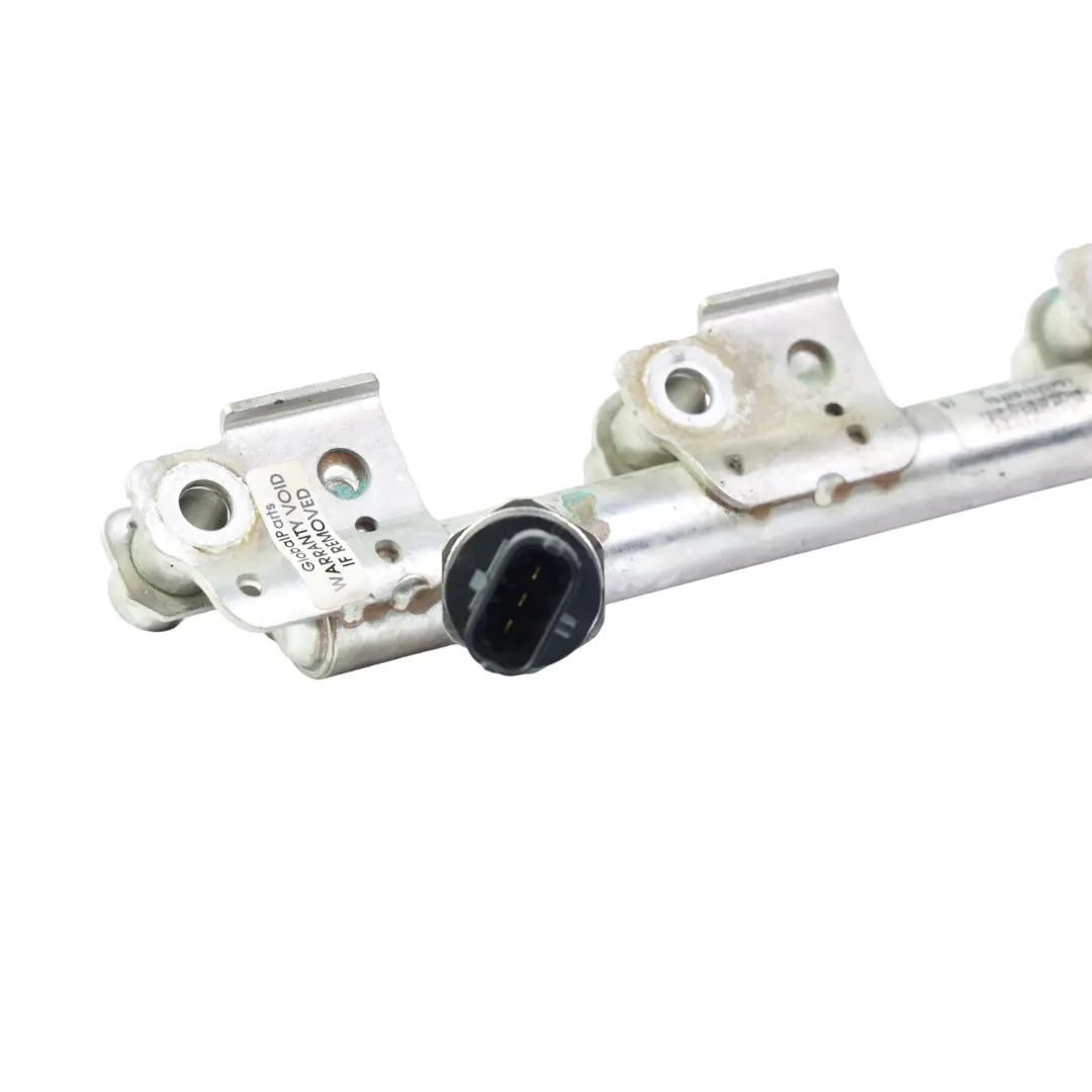 Mk3 ST Fuel Injector Rail Ramp 2.0 Ecoboost Petrol CJ5E-9D280-BF to Ford Focus with Part number 5255373 Ford Focus Mk3 ST Fuel Injector Rail Ramp 2.0 Ecoboost Petrol CJ5E-9D280-BF - SKU 5255373-1 - Part number 5255373