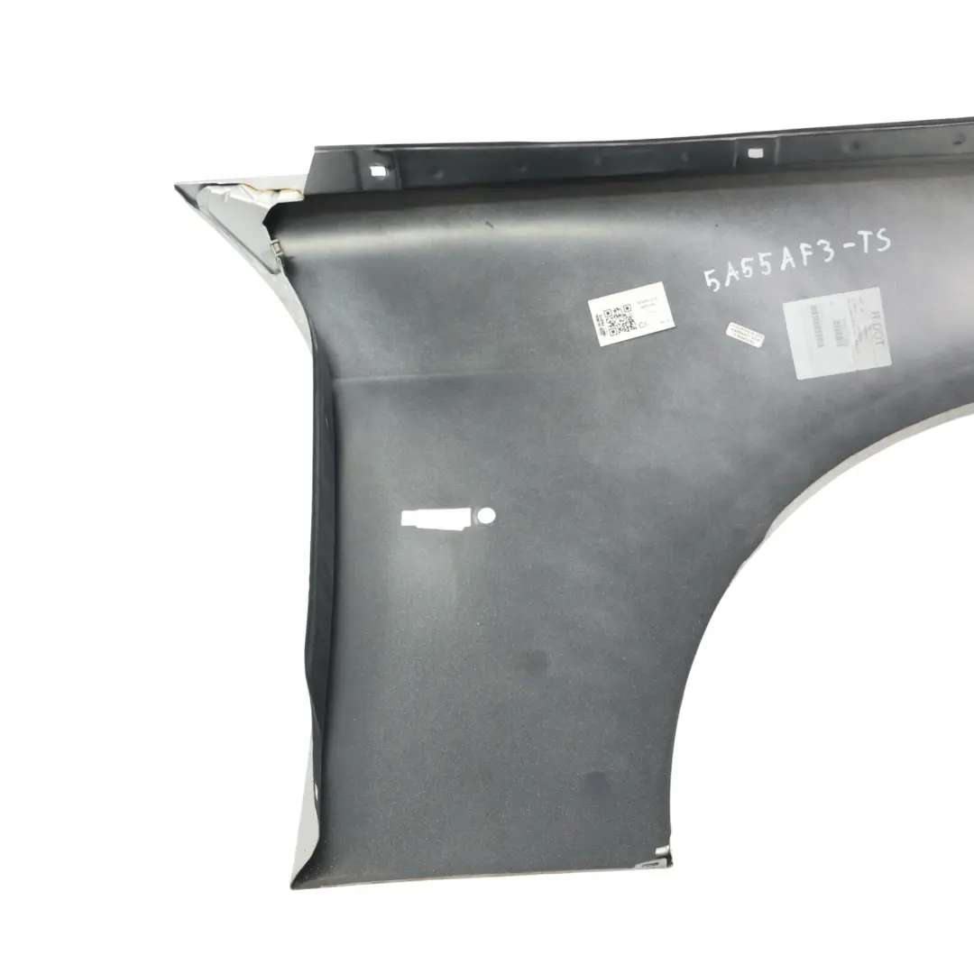 Błotnik Przedni Lewy Titansilber Metallic 354 do BMW E90 o numerze 5A55AF3 BMW E90 Błotnik Przedni Lewy Titansilber Metallic 354 - SKU 5A55AF3-TS - Numer Części 5A55AF3