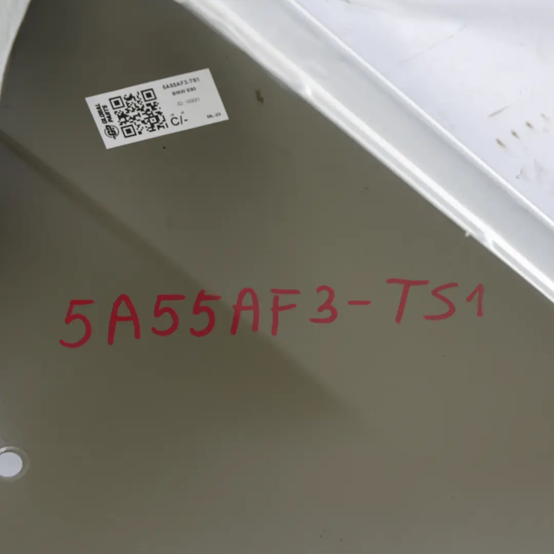 Aile Avant Gauche Titansilber Argent Titane Métallisé - 354 pour BMW E90 à propos du numéro de pièce 5A55AF3 BMW E90 Aile Avant Gauche Titansilber Argent Titane Métallisé - 354 - SKU 5A55AF3-TS1 - Numéro de pièce 5A55AF3