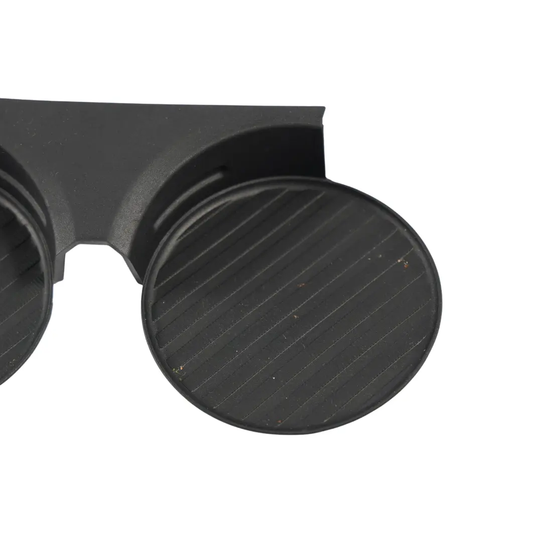F66 Mittelkonsole Vorne Getränkehalter Einsatz Matte Schwarz für Mini Cooper mit Teilenummer 5A67421 Mini Cooper F66 Mittelkonsole Vorne Getränkehalter Einsatz Matte Schwarz - SKU 5A67421 - Teilenummer 5A67421
