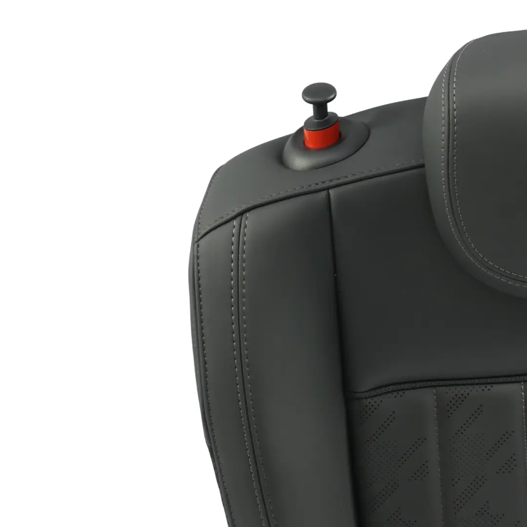 F66 Respaldo Asiento Trasero Izquierdo Funda Vinilo Negro para Mini con número de pieza 5B77E71 Mini F66 Respaldo Asiento Trasero Izquierdo Funda Vinilo Negro - SKU 5B77E71 - Número de pieza 5B77E71