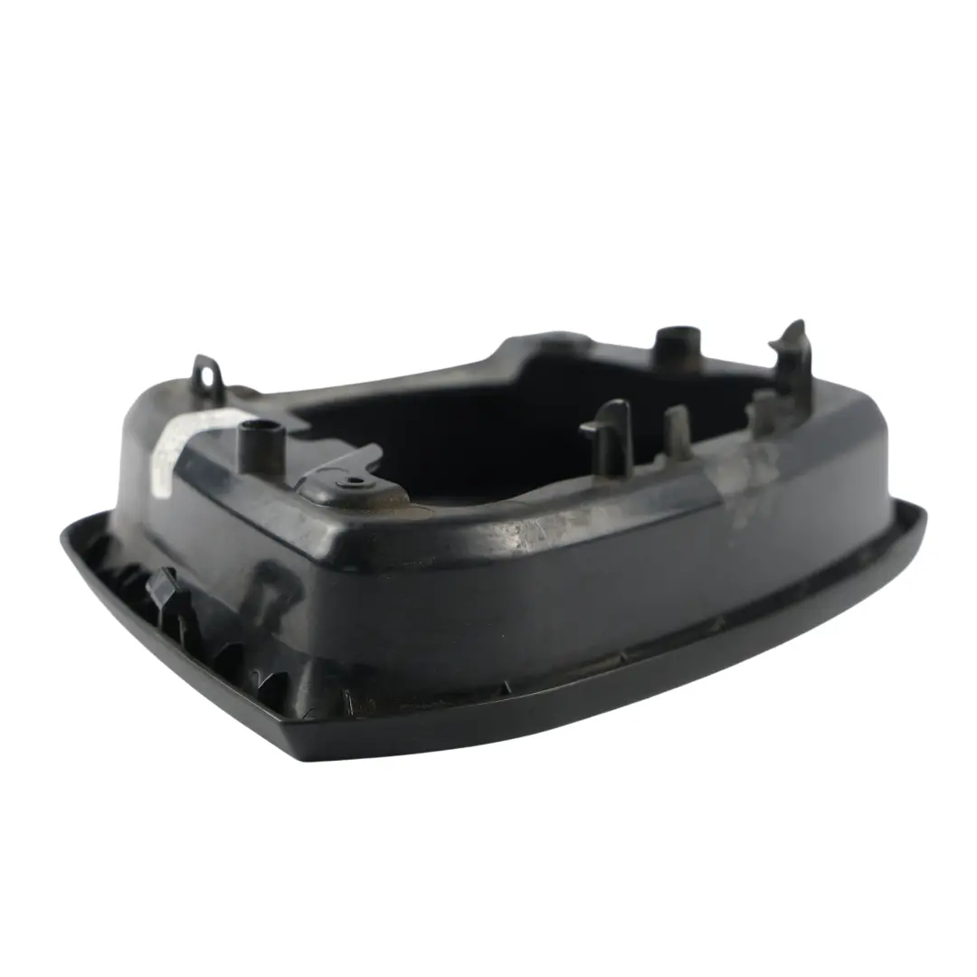 MK3 Rama Lusterka Bocznego Przednia Prawa do Skoda Octavia o numerze 5E0857532 Skoda Octavia MK3 Rama Lusterka Bocznego Przednia Prawa - SKU 5E0857532 - Numer Części 5E0857532