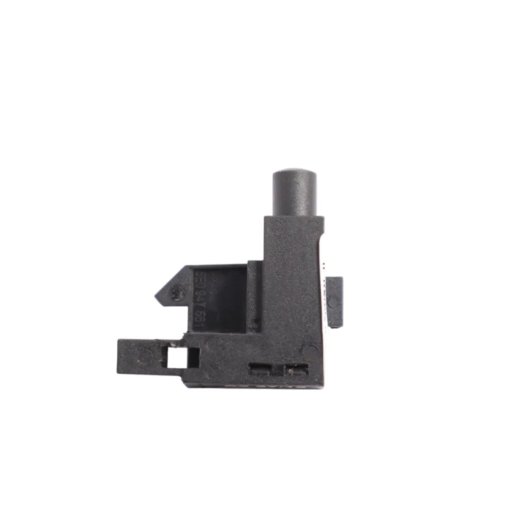 Glove Box Light Switch Button to Volkswagen Crafter TR Transporter T6 with Part number 5E0947561 Volkswagen Crafter TR Transporter T6 Glove Box Light Switch Button - SKU 5E0947561 - Part number 5E0947561