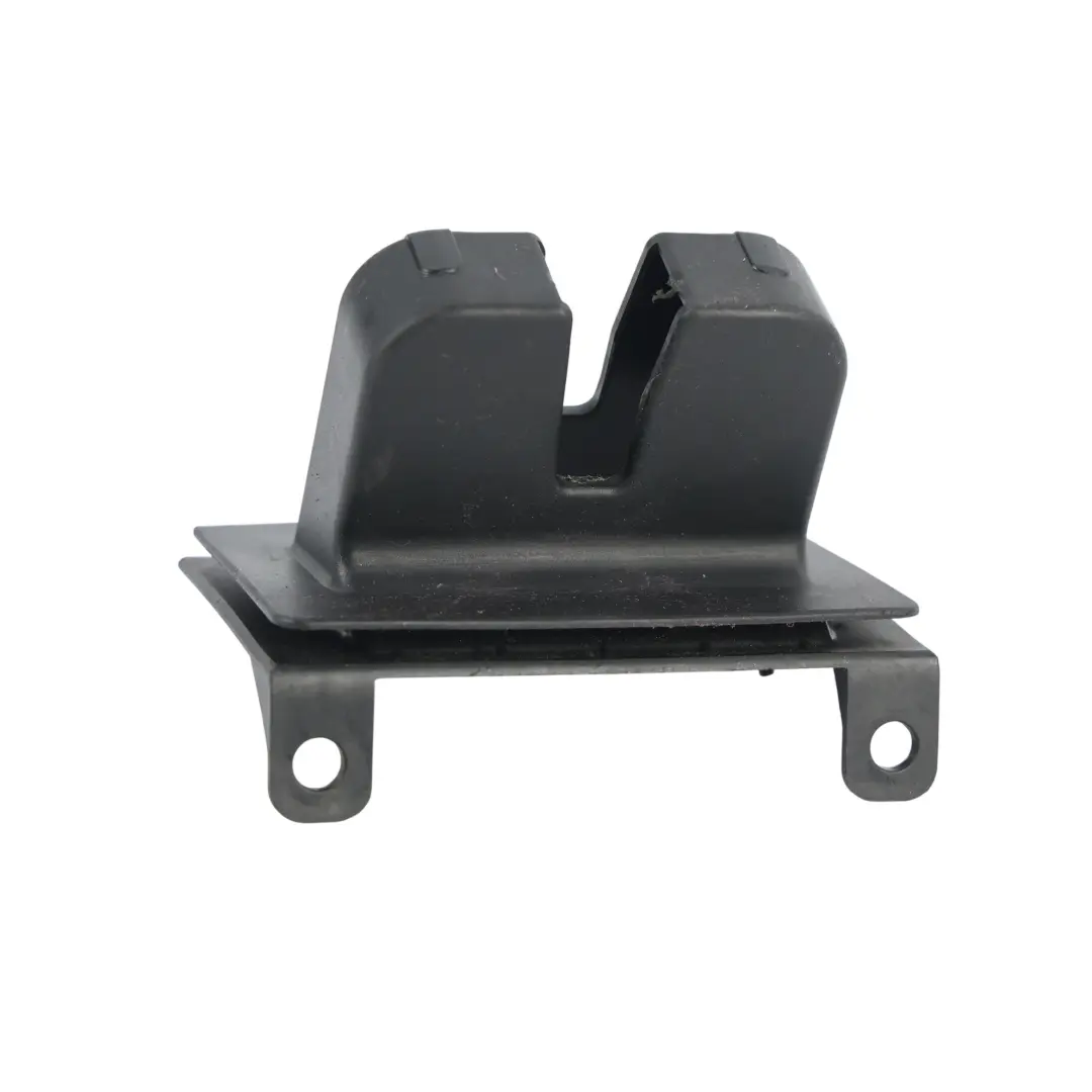 Mk3 Nakładka Mechanizmu Zamka Klapy Bagażnika do Skoda Octavia o numerze 5E5827520 Skoda Octavia Mk3 Nakładka Mechanizmu Zamka Klapy Bagażnika - SKU 5E5827520 - Numer Części 5E5827520