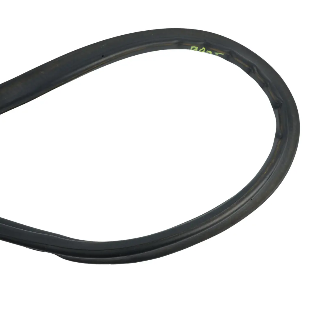 MK3 5E Kofferraum Heckklappe Dichtung Gummi für Skoda Octavia mit Teilenummer 5E9827705F Skoda Octavia MK3 5E Kofferraum Heckklappe Dichtung Gummi - SKU 5E9827705F - Teilenummer 5E9827705F