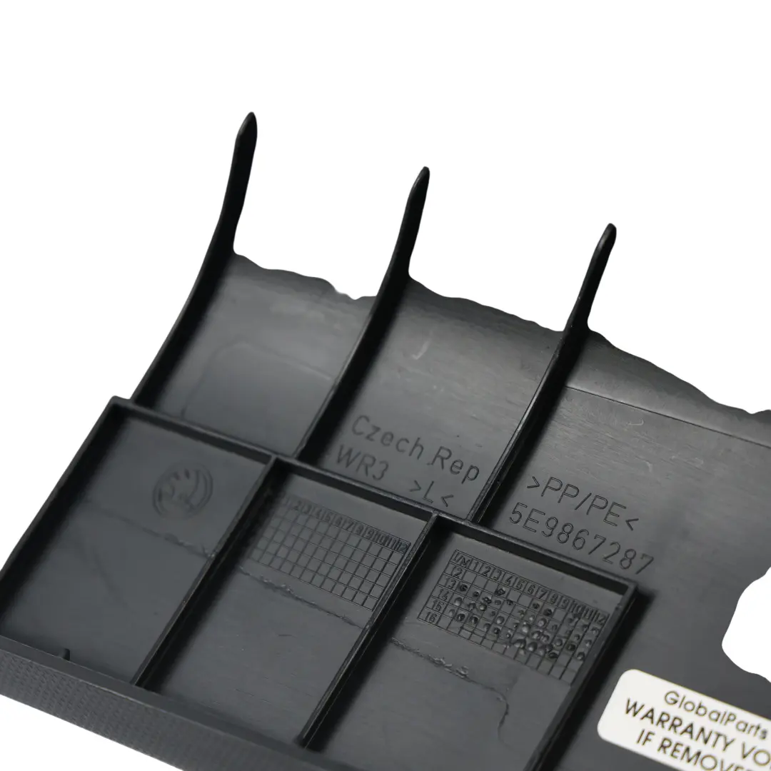 C-Säule Innenverkleidung Hinten Links für Skoda Octavia 5E mit Teilenummer 5E9867287D Skoda Octavia 5E C-Säule Innenverkleidung Hinten Links - SKU 5E9867287D - Teilenummer 5E9867287D