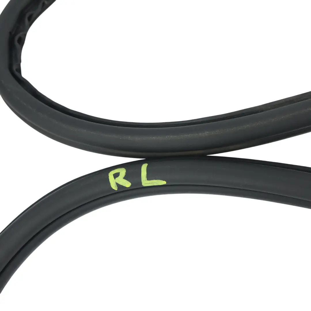 Mk3 Estate Door Inner Seat Gasket Rubber Rear Left N/S to Skoda Octavia with Part number 5E9867367B Skoda Octavia Mk3 Estate Door Inner Seat Gasket Rubber Rear Left N/S - SKU 5E9867367B - Part number 5E9867367B
