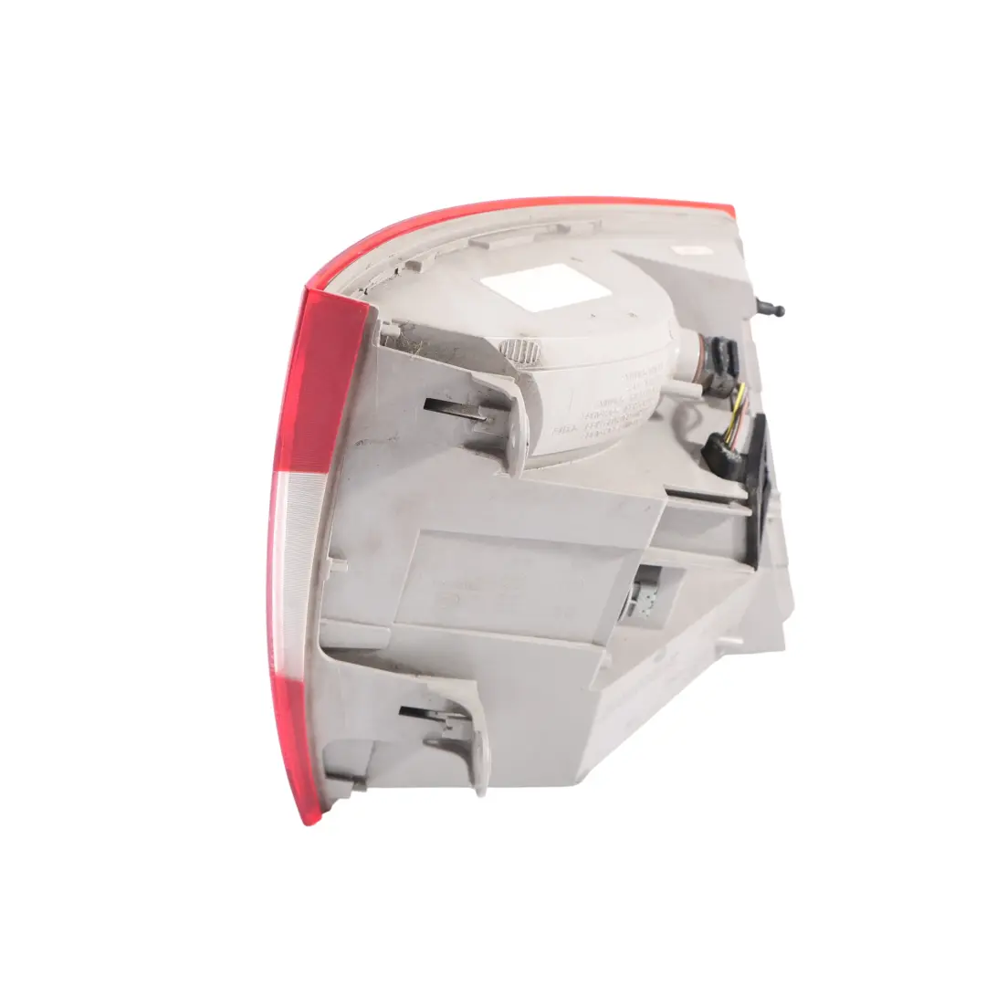 Skoda Octavia Mk3 Kombi Lampa Tylna Prawa 5E9945112A - SKU 5E9945096A - Numer Części 5E9945096A