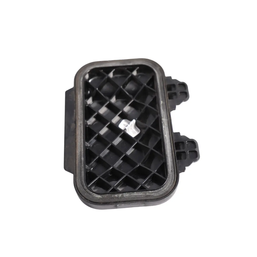 5F High Beam Light Protective Cap Cover Panel to Seat Leon with Part number 5F0941607A Seat Leon 5F High Beam Light Protective Cap Cover Panel - SKU 5F0941607A - Part number 5F0941607A
