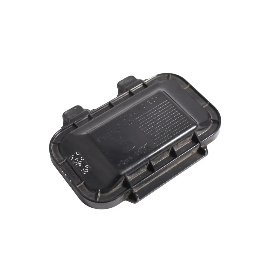 5F High Beam Light Protective Cap Cover Panel to Seat Leon with Part number 5F0941607A Seat Leon 5F High Beam Light Protective Cap Cover Panel - SKU 5F0941607A - Part number 5F0941607A