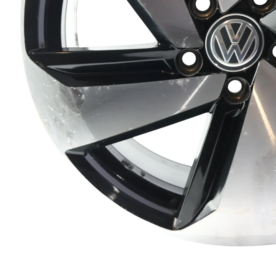 Felga Aluminiowa 18" 7,5J ET:49 do Volkswagen Golf Mk7 o numerze 5G0601025CN Volkswagen Golf Mk7 Felga Aluminiowa 18" 7,5J ET:49 - SKU 5G0601025CN-1 - Numer Części 5G0601025CN
