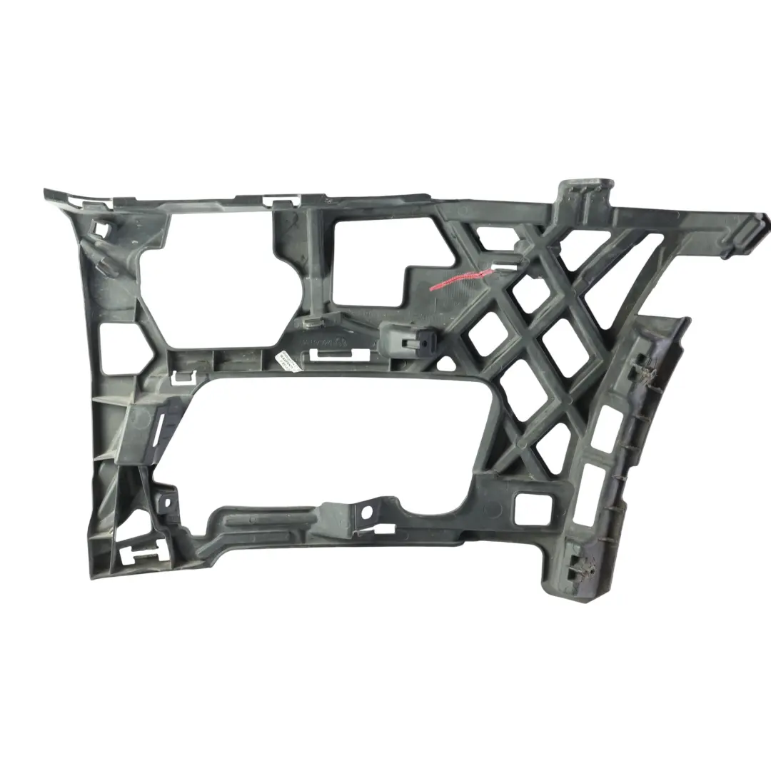 Volkswagen Golf Mk7 Staffa Montaggio Paraurti Anteriore Destra - SKU 5G0807724D - Numero di parte 5G0807724D