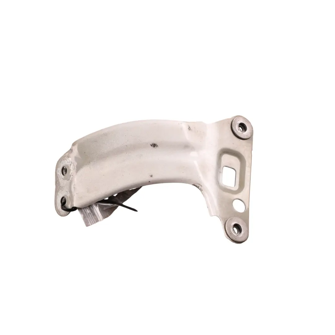 5G Front Wing Mount Bracket Right O/S Pure White C9A to Volkswagen Golf with Part number 5G0821136C Volkswagen Golf 5G Front Wing Mount Bracket Right O/S Pure White C9A - SKU 5G0821136C-PWH - Part number 5G0821136C