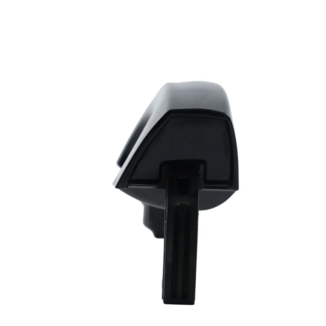 Volkswagen Golf Mk7 Tirador Puerta Trasera Negro 041 - SKU 5G0837206-BLC - Número de pieza 5G0837206
