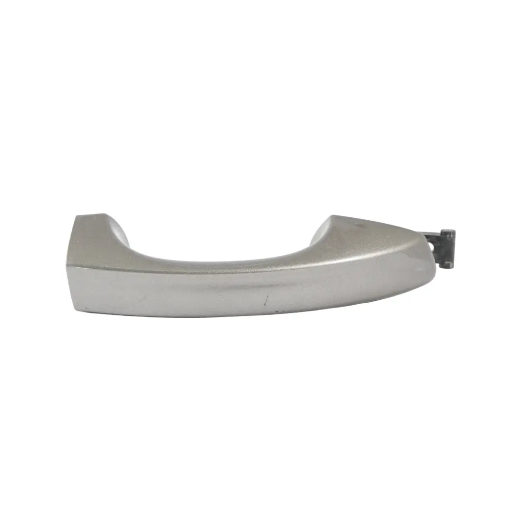 Maniglia Porta Posteriore Destra N Grigio A7N per Volkswagen Golf Mk7 con numero di parte 5G0837206 Volkswagen Golf Mk7 Maniglia Porta Posteriore Destra N Grigio A7N - SKU 5G0837206-LIM - Numero di parte 5G0837206