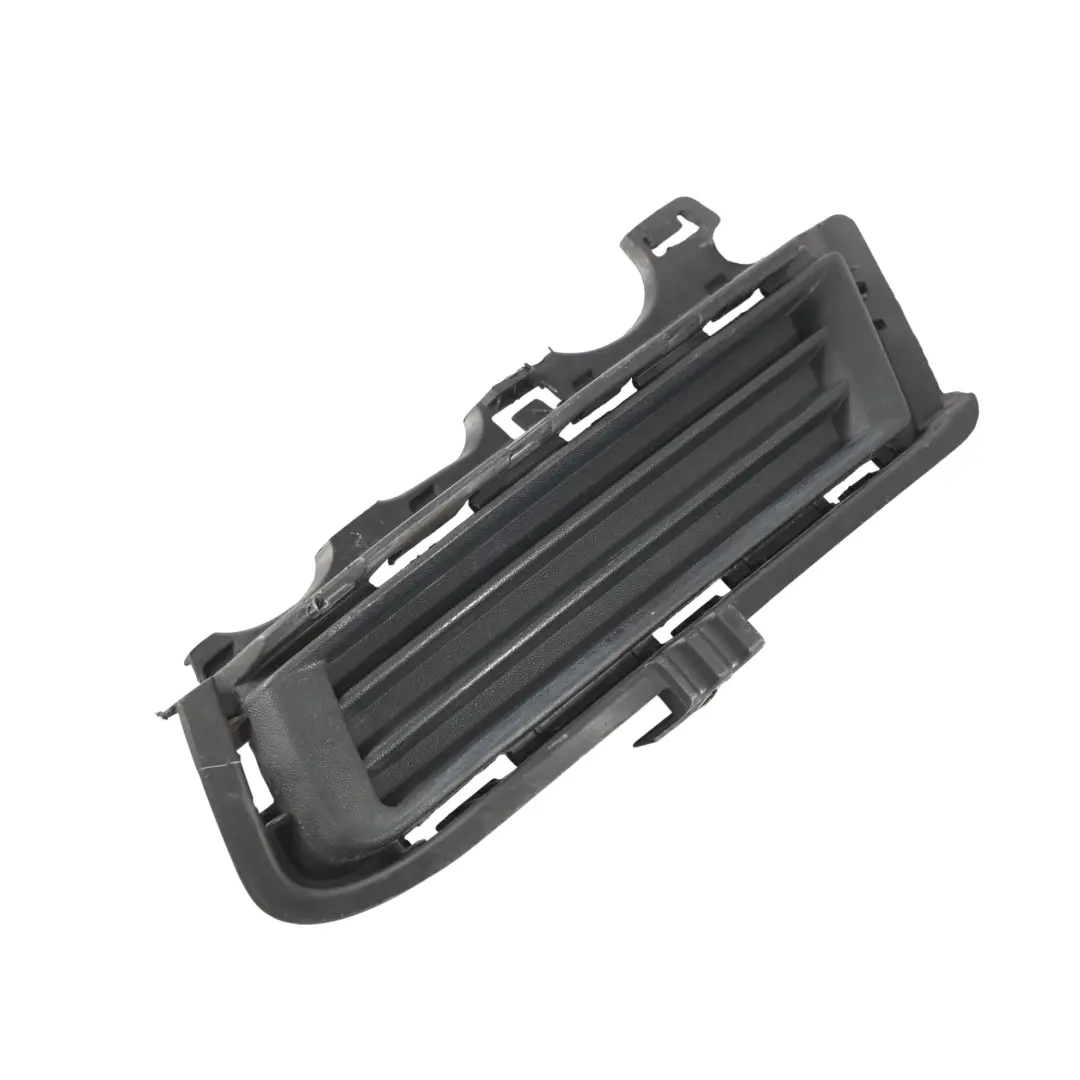 Stoßstange Vorne Gitter Unten Links für Volkswagen Golf Mk7 mit Teilenummer 5G0853211D Volkswagen Golf Mk7 Stoßstange Vorne Gitter Unten Links - SKU 5G0853211D - Teilenummer 5G0853211D