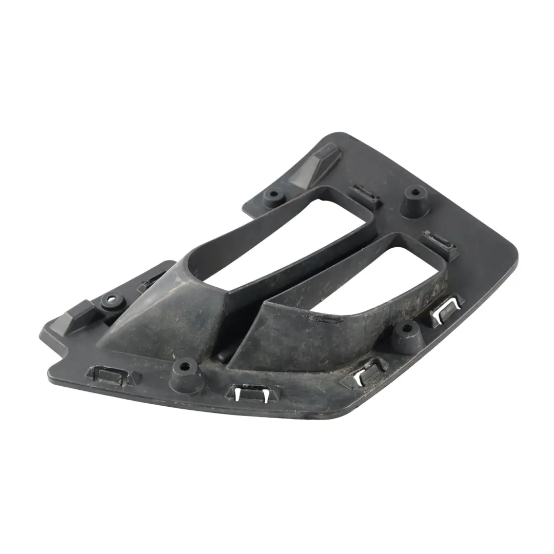 Prowadnica Kanału Powietrza Przedni Prawy do Volkswagen Golf Mk7 o numerze 5G0853950D Volkswagen Golf Mk7 Prowadnica Kanału Powietrza Przedni Prawy - SKU 5G0853950D - Numer Części 5G0853950D