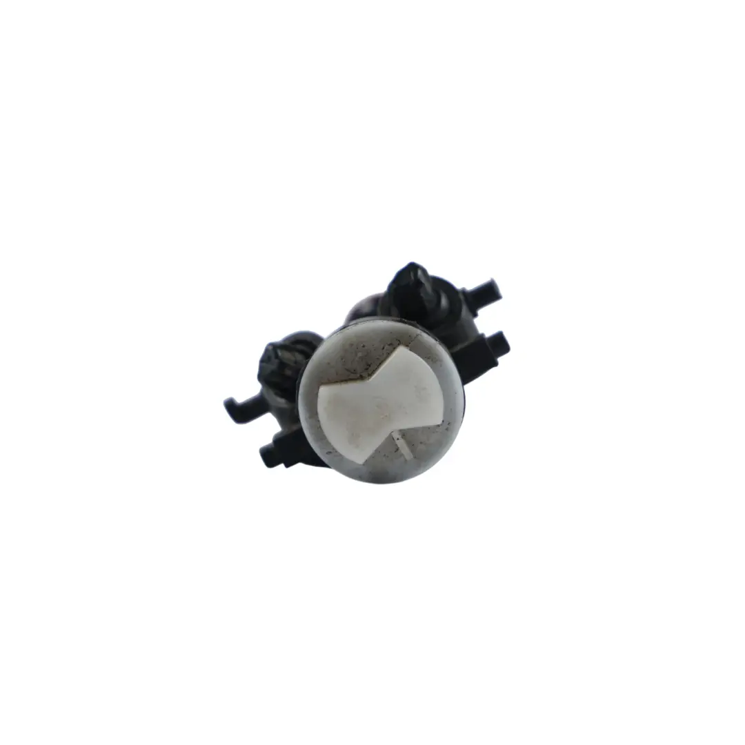 Headlight Washer Jet Nozzle Front Right O/S to Volkswagen Golf MK7 with Part number 5G0955104 Volkswagen Golf MK7 Headlight Washer Jet Nozzle Front Right O/S - SKU 5G0955104 - Part number 5G0955104