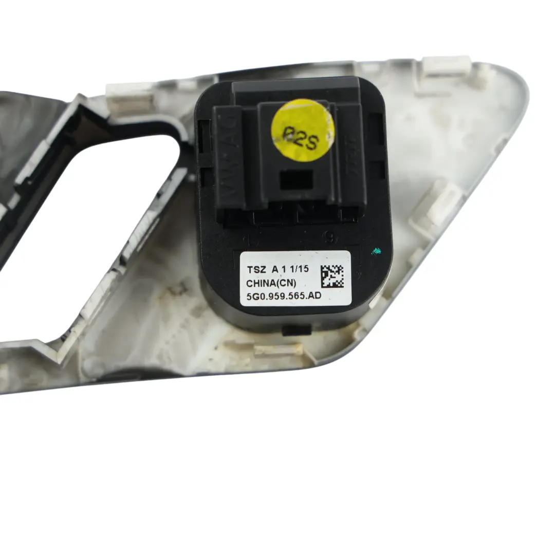 Volkswagen Golf 5G Elektryczny Przełącznik Regulacji Lusterek - SKU 5G0959565AD - Numer Części 5G0959565AD