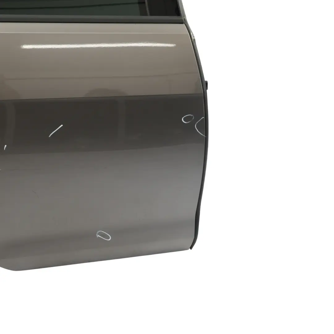 Porta Posteriore Destra Grigio Limestone Metallizzato A7N per Volkswagen Golf Mk7 con numero di parte 5G4833056AC Volkswagen Golf Mk7 Porta Posteriore Destra Grigio Limestone Metallizzato A7N - SKU 5G4833056AC-LIM - Numero di parte 5G4833056AC