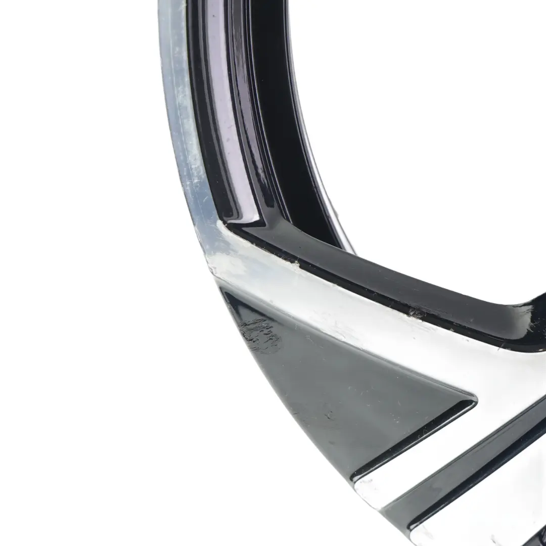 Mk8 Jante Alliage Argent/Noir 18" 7,5J ET51 5/112 5H0601025 pour Volkswagen Golf à propos du numéro de pièce 5H0601025Q Volkswagen Golf Mk8 Jante Alliage Argent/Noir 18" 7,5J ET51 5/112 5H0601025 - SKU 5H0601025Q-1 - Numéro de pièce 5H0601025Q
