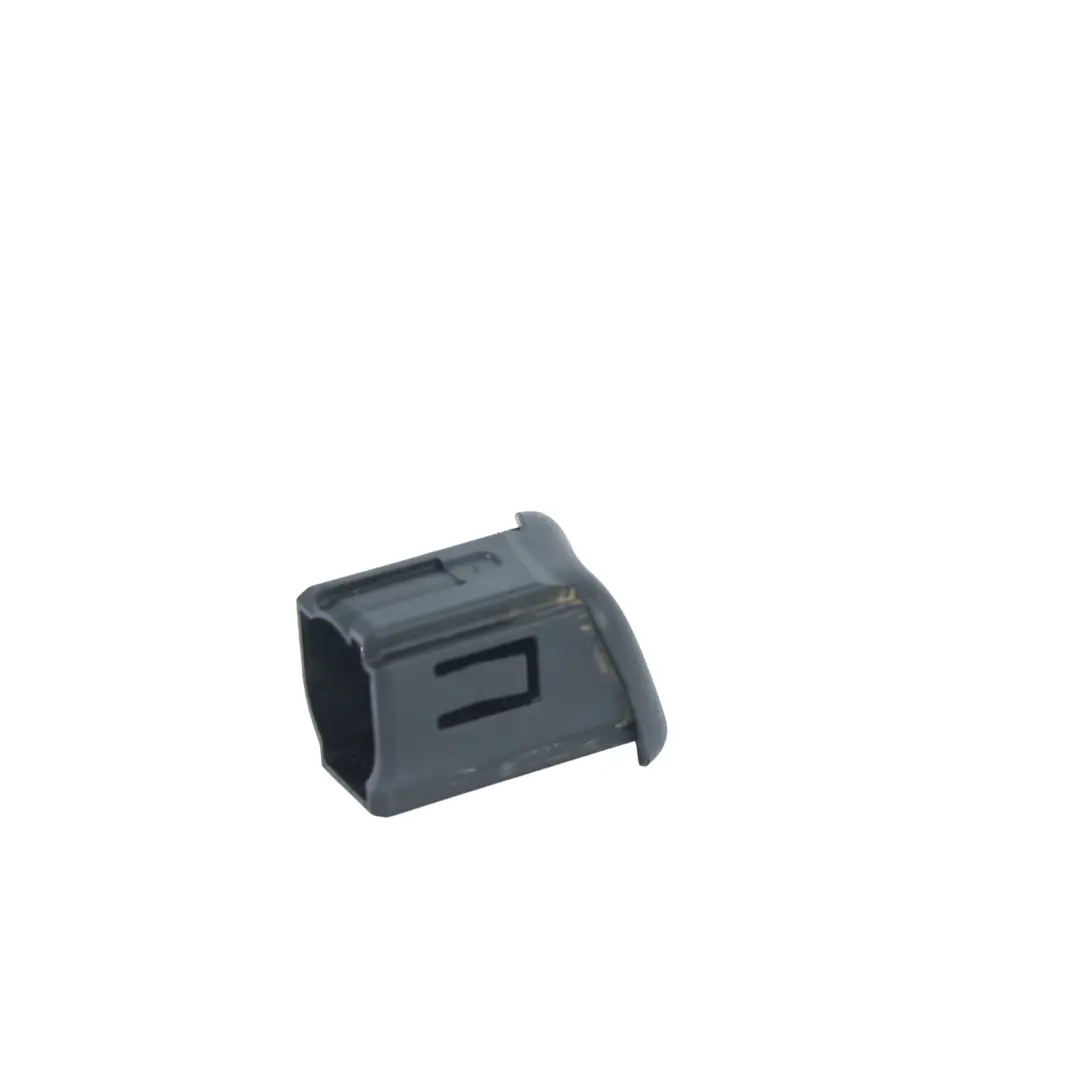 Volkswagen Golf Mk8 Türgriff Endkappe Clip Hinten Fahrerseite - SKU 5H0839168 - Teilenummer 5H0839168