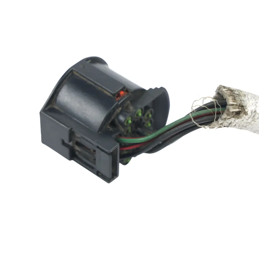 Headlight Wiring Loom Plug Left N/S to Land Rover Discovery 3 L319 with Part number 5H22-13W030-BA Land Rover Discovery 3 L319 Headlight Wiring Loom Plug Left N/S - SKU 5H22-13W030-BA-2 - Part number 5H22-13W030-BA