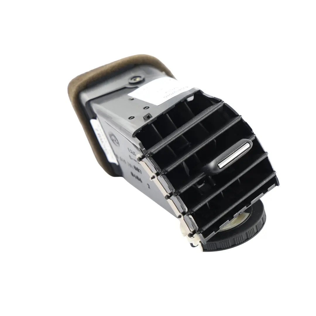 Skoda Fabia RS 5J Grille Aération Tableau de Bord Gauche - SKU 5J0819701G - Numéro de pièce 5J0819701G