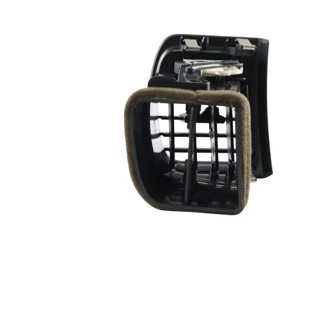 Kratka Nawiewu Deski Rozdzielczej Prawa do Skoda Fabia 5J o numerze 5J0819702G Skoda Fabia 5J Kratka Nawiewu Deski Rozdzielczej Prawa - SKU 5J0819702G - Numer Części 5J0819702G