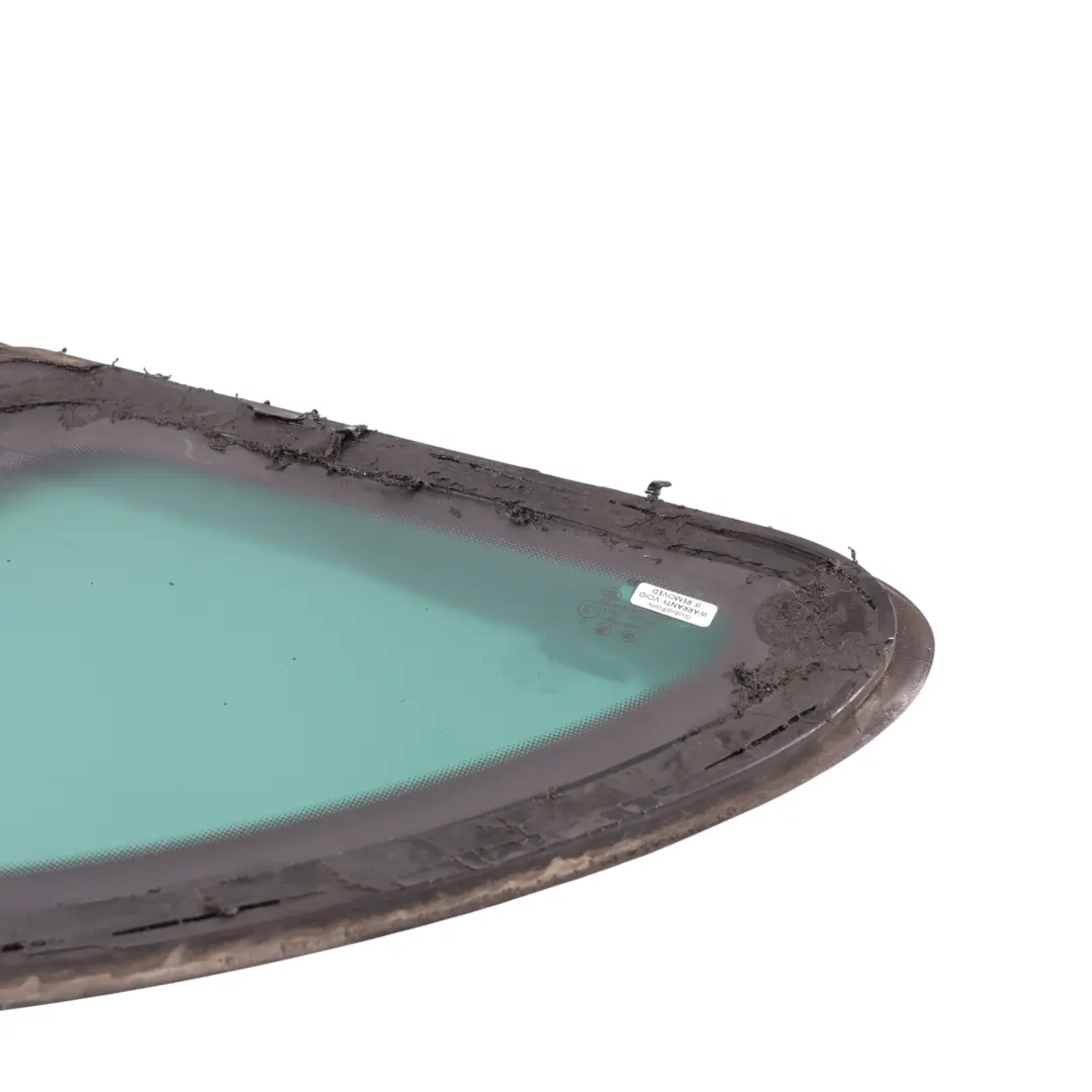 Combi Vitre Latérale Arrière Gauche Teintée pour Skoda Fabia RS 5J à propos du numéro de pièce 5J9845297L Skoda Fabia RS 5J Combi Vitre Latérale Arrière Gauche Teintée - SKU 5J9845297L - Numéro de pièce 5J9845297L