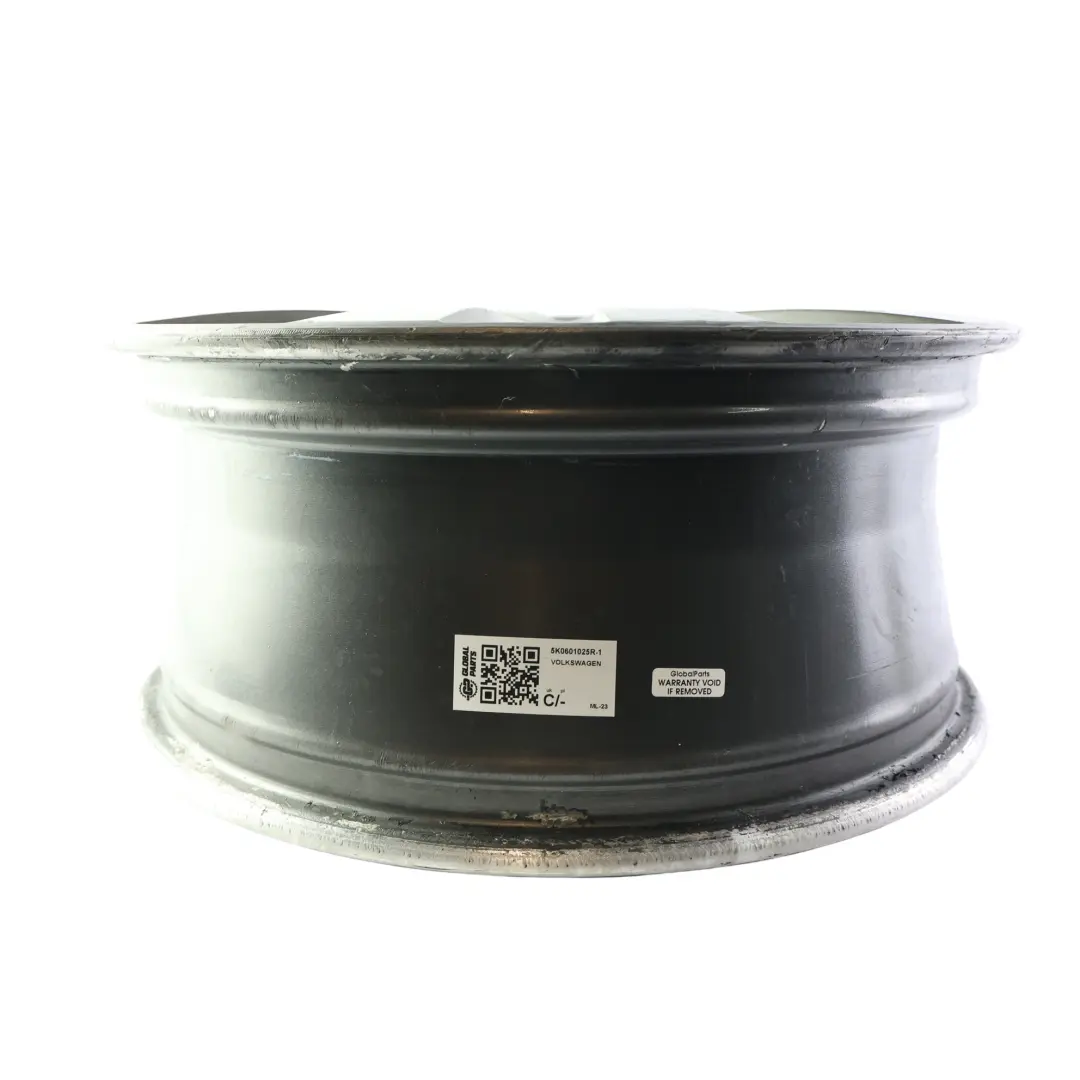 5K Czarna Felga Aluminiowa 17" 7J ET54 5x112 do Volkswagen Golf GTD o numerze 5K0601025R Volkswagen Golf GTD 5K Czarna Felga Aluminiowa 17" 7J ET54 5x112 - SKU 5K0601025R-1 - Numer Części 5K0601025R