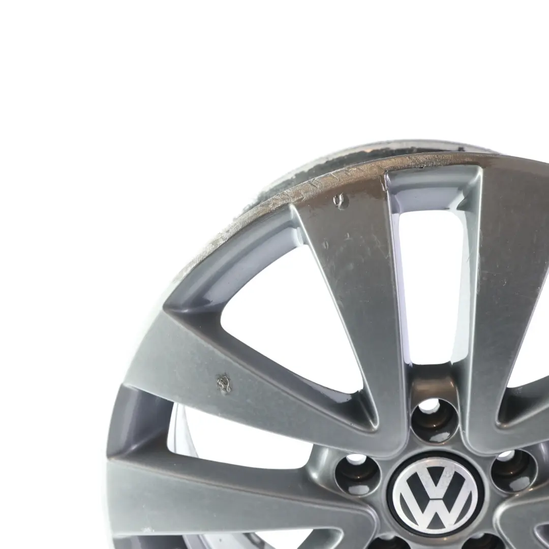 5K Jante Alliage Argent 17" 7J ET:54 5x112 pour Volkswagen Golf GTD à propos du numéro de pièce 5K0601025R Volkswagen Golf GTD 5K Jante Alliage Argent 17" 7J ET:54 5x112 - SKU 5K0601025R-2 - Numéro de pièce 5K0601025R