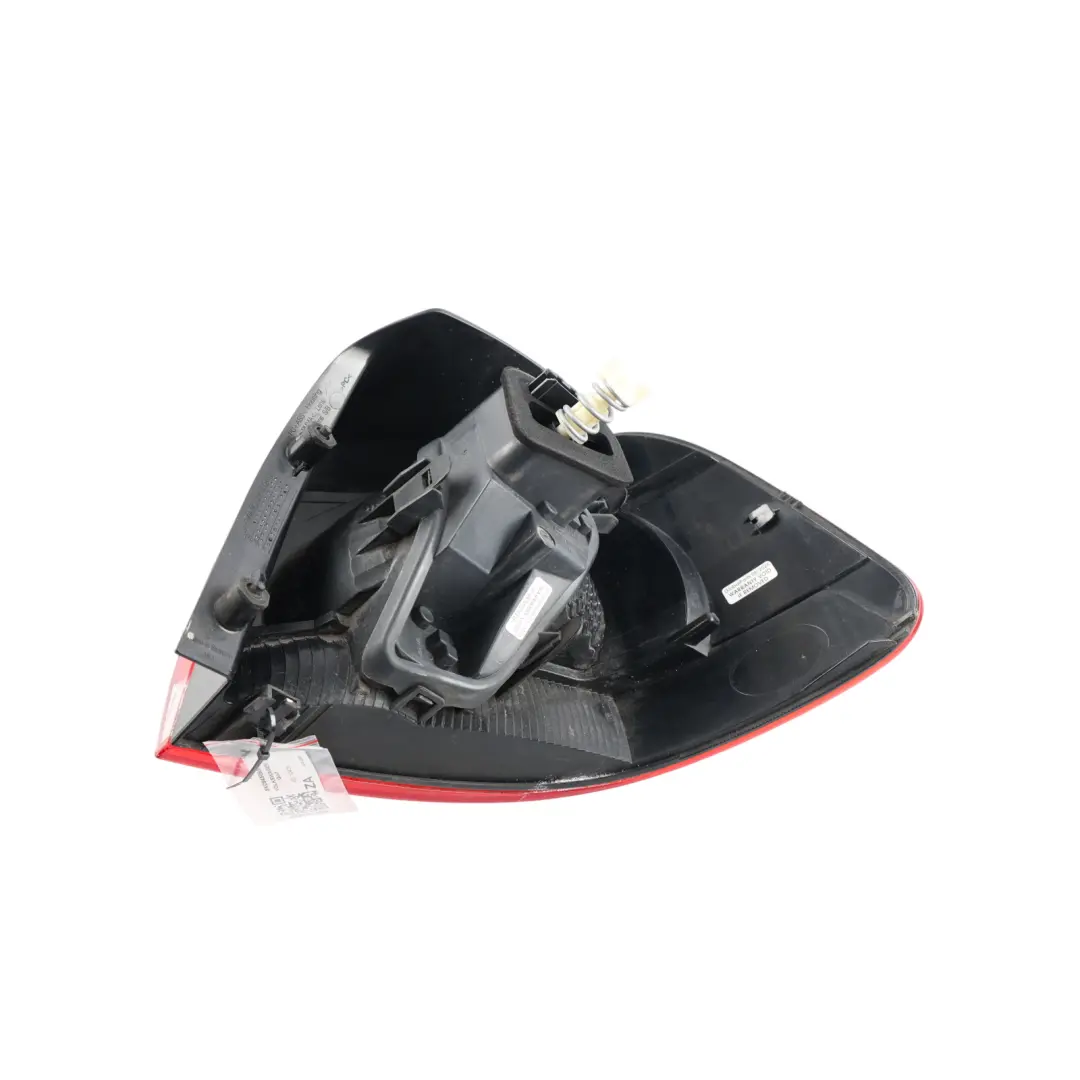 MK6 5K Feu Arrière Hayon Extérieur Gauche pour Volkswagen Golf à propos du numéro de pièce 5K0945095N Volkswagen Golf MK6 5K Feu Arrière Hayon Extérieur Gauche - SKU 5K0945095N - Numéro de pièce 5K0945095N
