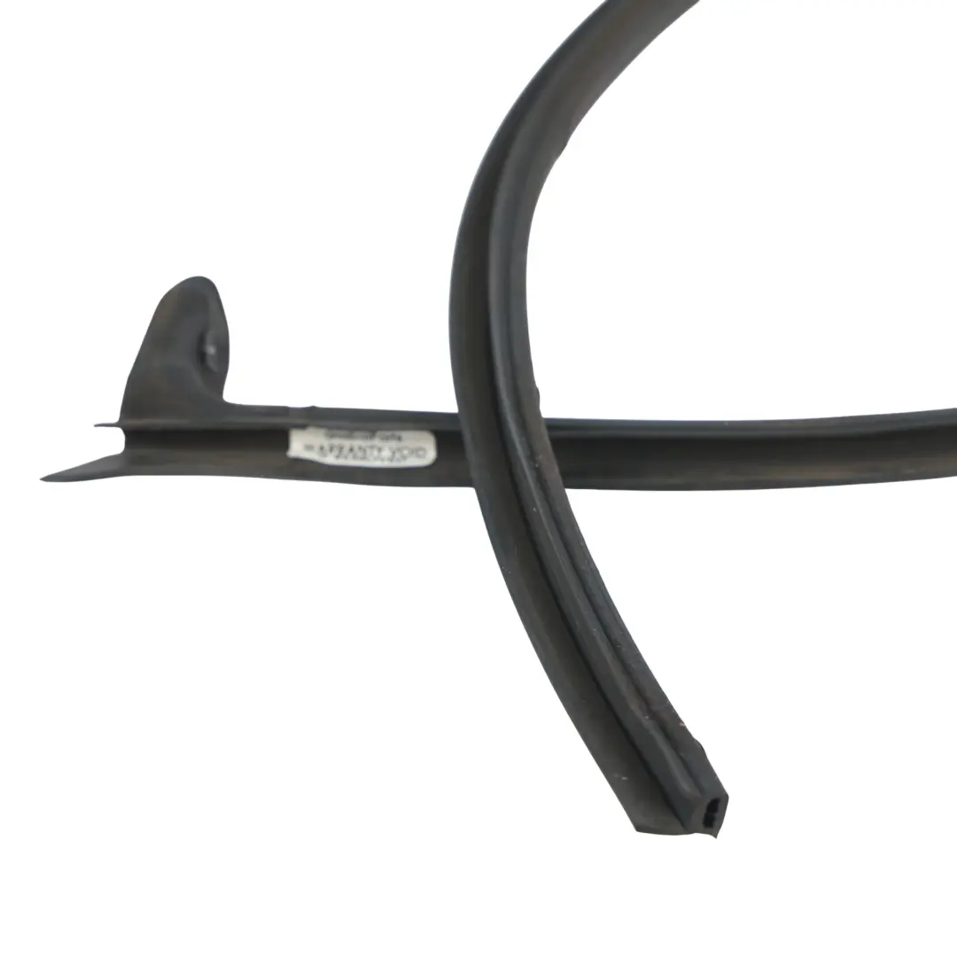 Volkswagen Golf Mk6 4Dr Front Door Seal Gasket Rubber Outer Right O/S - SKU 5K4837652B - Part number 5K4837652B