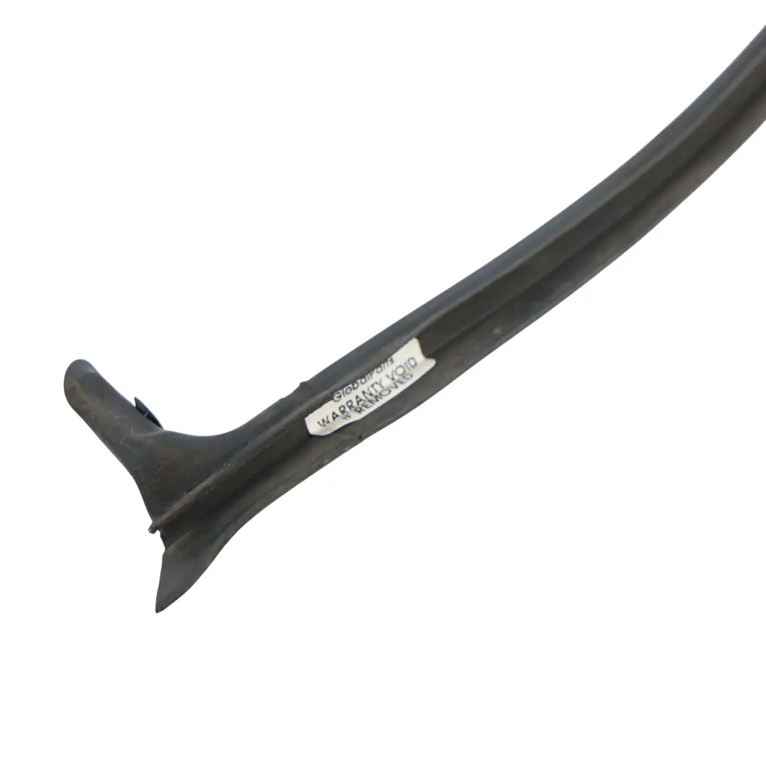 MK6 4 Porte Guarnizione Porta Anteriore Destra per Volkswagen Golf con numero di parte 5K4837652B Volkswagen Golf MK6 4 Porte Guarnizione Porta Anteriore Destra - SKU 5K4837652B - Numero di parte 5K4837652B
