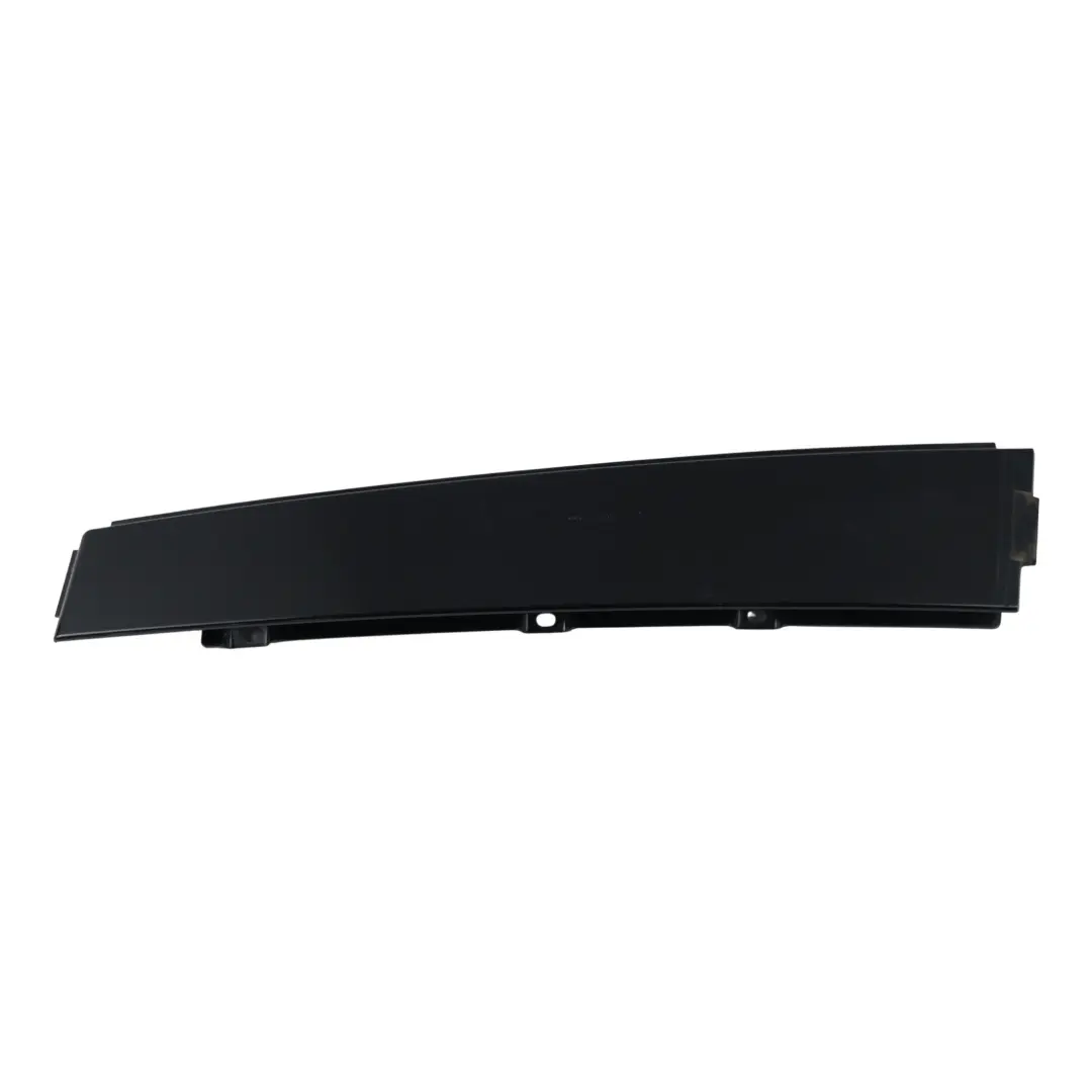 5D Garniture Montant Fenêtre Porte Avant Droite pour Volkswagen Golf 5 à propos du numéro de pièce 5K4837902B Volkswagen Golf 5 5D Garniture Montant Fenêtre Porte Avant Droite - SKU 5K4837902B - Numéro de pièce 5K4837902B