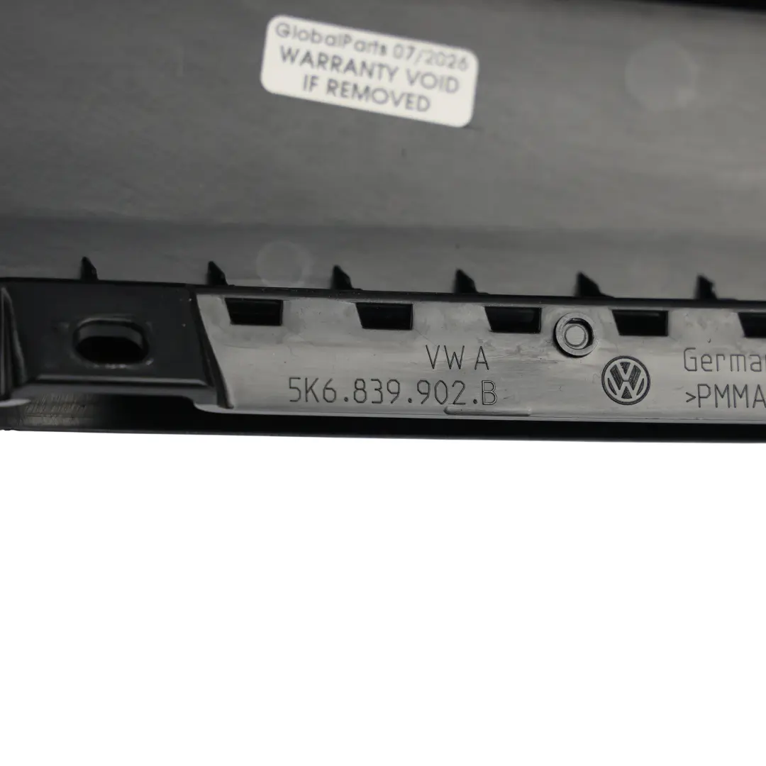 5D Garniture Montant Fenêtre Porte Avant Droite pour Volkswagen Golf 5 à propos du numéro de pièce 5K4837902B Volkswagen Golf 5 5D Garniture Montant Fenêtre Porte Avant Droite - SKU 5K4837902B - Numéro de pièce 5K4837902B