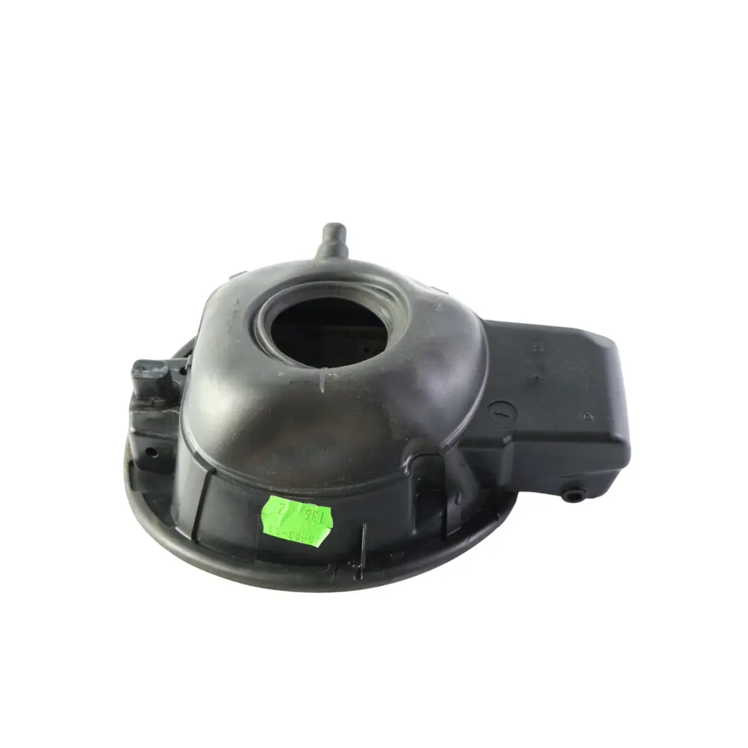 MK6 5K Tankdeckel Klappe Tiefschwarz Perleffekt C9X für Volkswagen Golf mit Teilenummer 5K6809857C Volkswagen Golf MK6 5K Tankdeckel Klappe Tiefschwarz Perleffekt C9X - SKU 5K6809857C-DBL1 - Teilenummer 5K6809857C