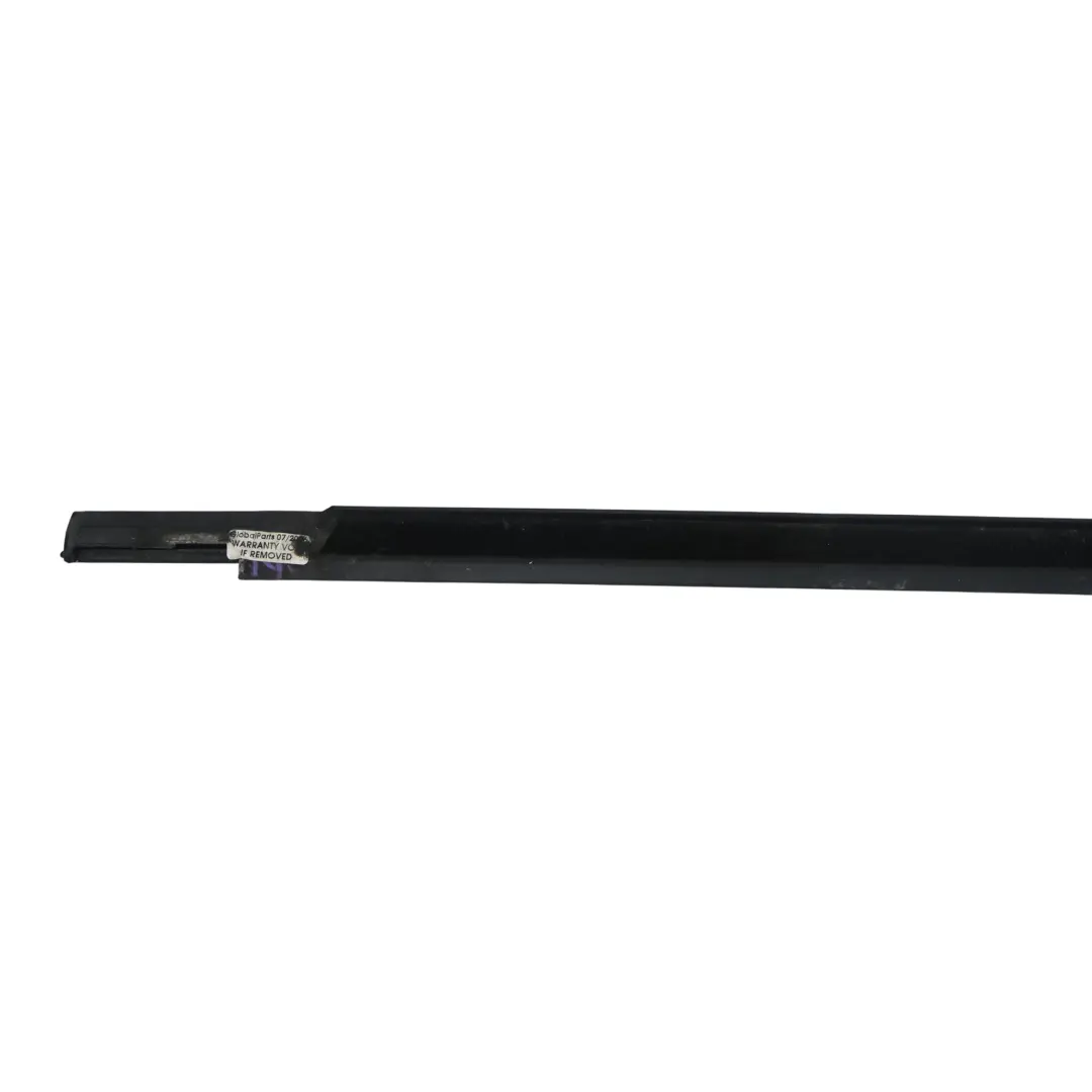 MK6 Guarnizione Finestrino Posteriore Destro per Volkswagen Golf con numero di parte 5K6839478D Volkswagen Golf MK6 Guarnizione Finestrino Posteriore Destro - SKU 5K6839478D - Numero di parte 5K6839478D