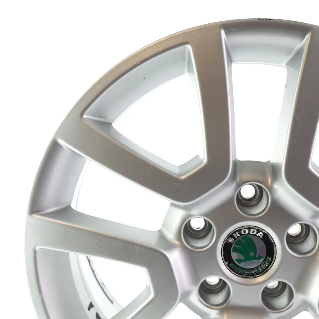 Alloy Wheel Rim 17" 7J ET:45 Silver Metallic to Skoda Yeti 5L with Part number 5L0601025H Skoda Yeti 5L Alloy Wheel Rim 17" 7J ET:45 Silver Metallic - SKU 5L0601025H-1 - Part number 5L0601025H